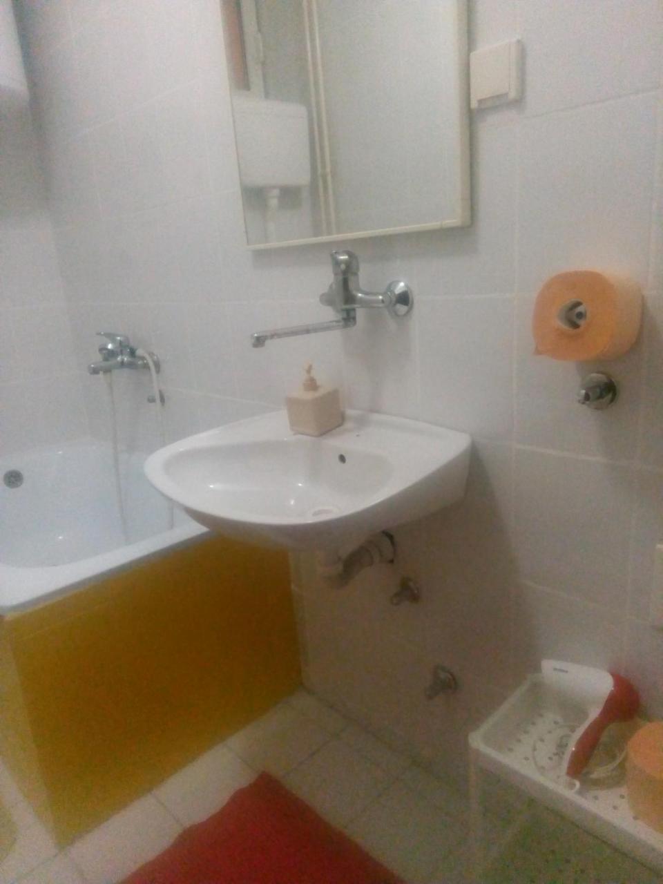 Ivana Center Novi Sad Esterno foto